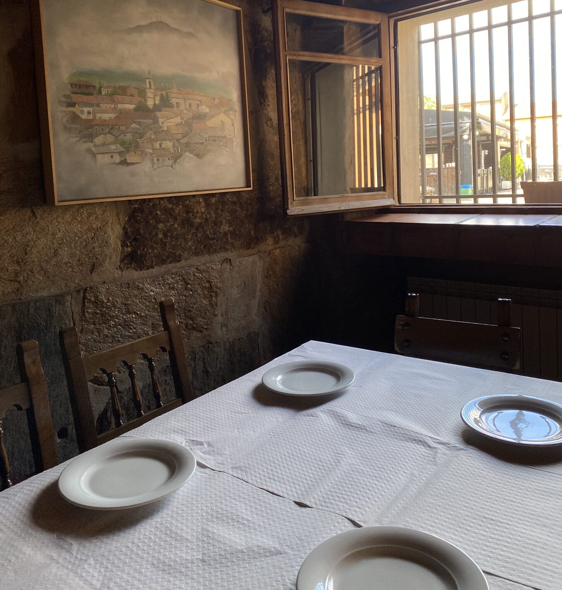 Restaurantes meson sabory mesas ventana